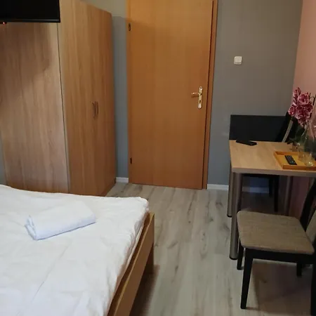 Oda ve Kahvaltı Dom Brama Mazur Ostróda