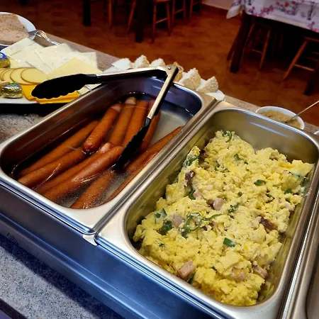 Bed and Breakfast Dom Brama Mazur 3*