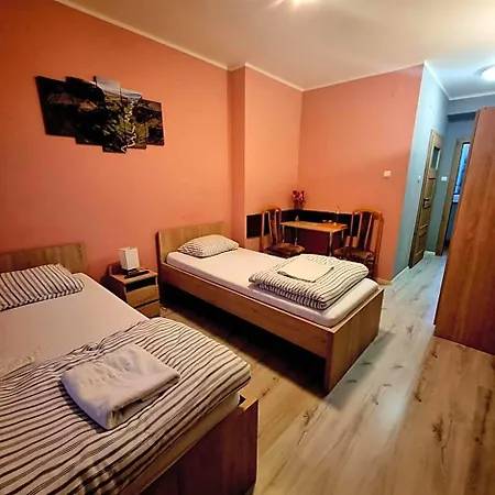 Dom Brama Mazur Nocleg ze śniadaniem 3*